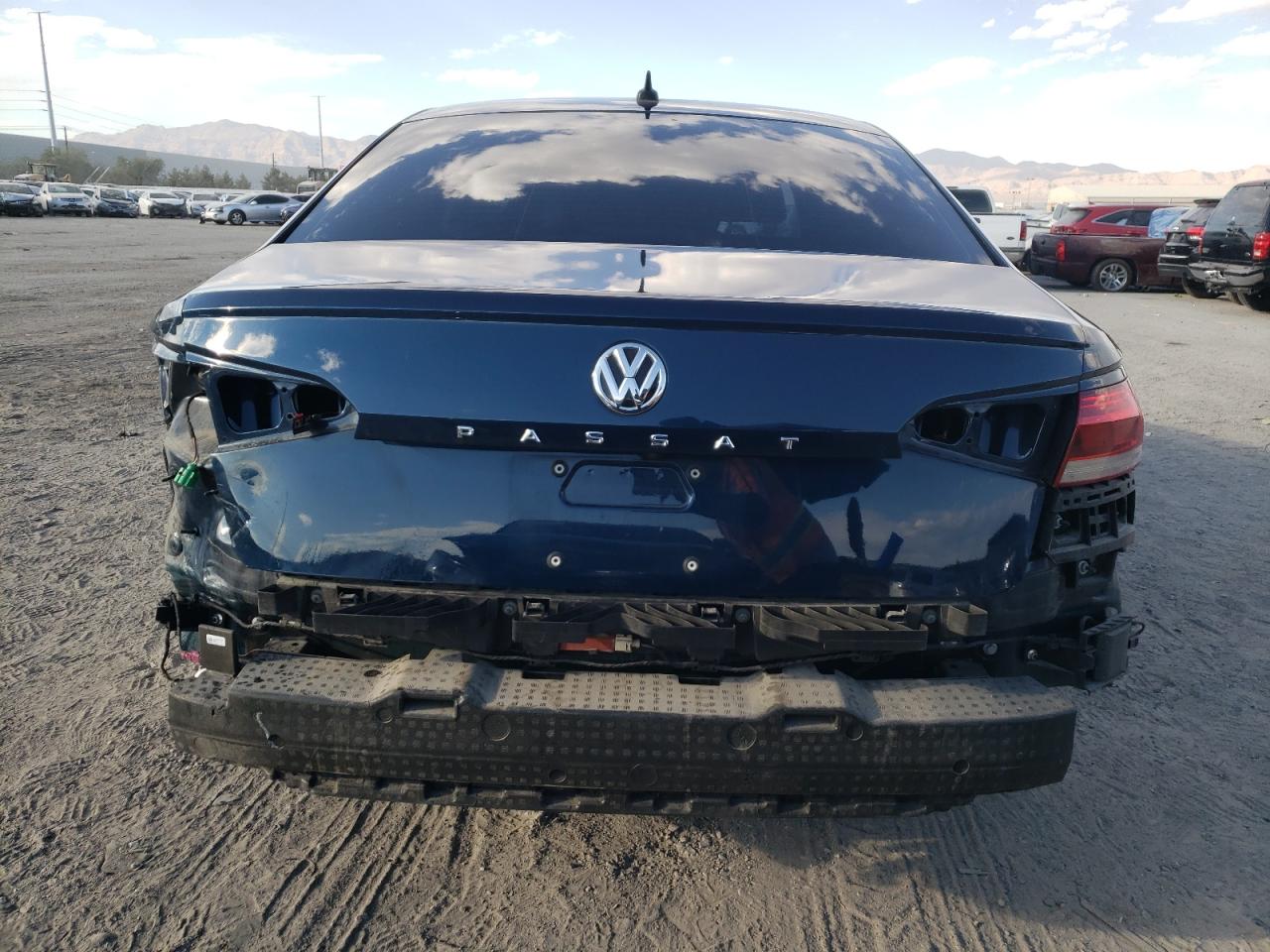 1VWSA7A37LC021399 2020 Volkswagen Passat Se