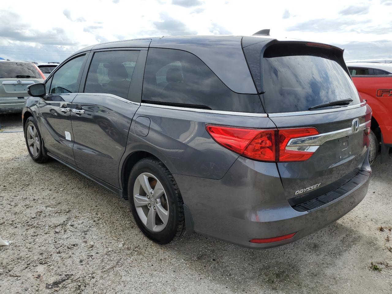 2019 Honda Odyssey - Image 2