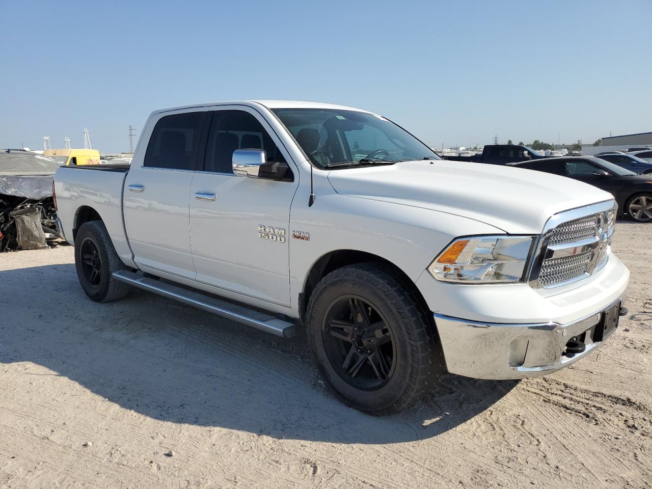 2017 RAM 1500 - Image 4