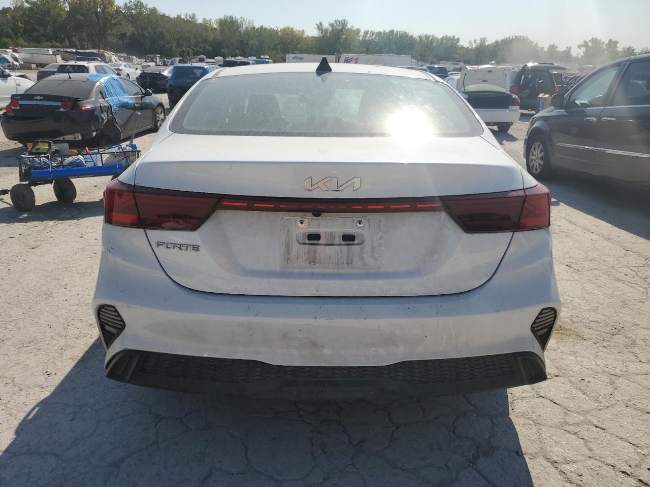 3KPF24AD2PE579863 2023 Kia Forte Lx