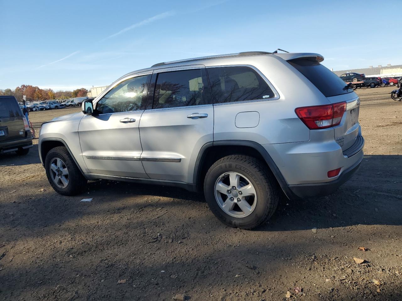 2011 Jeep Grand Cherokee - Image 2