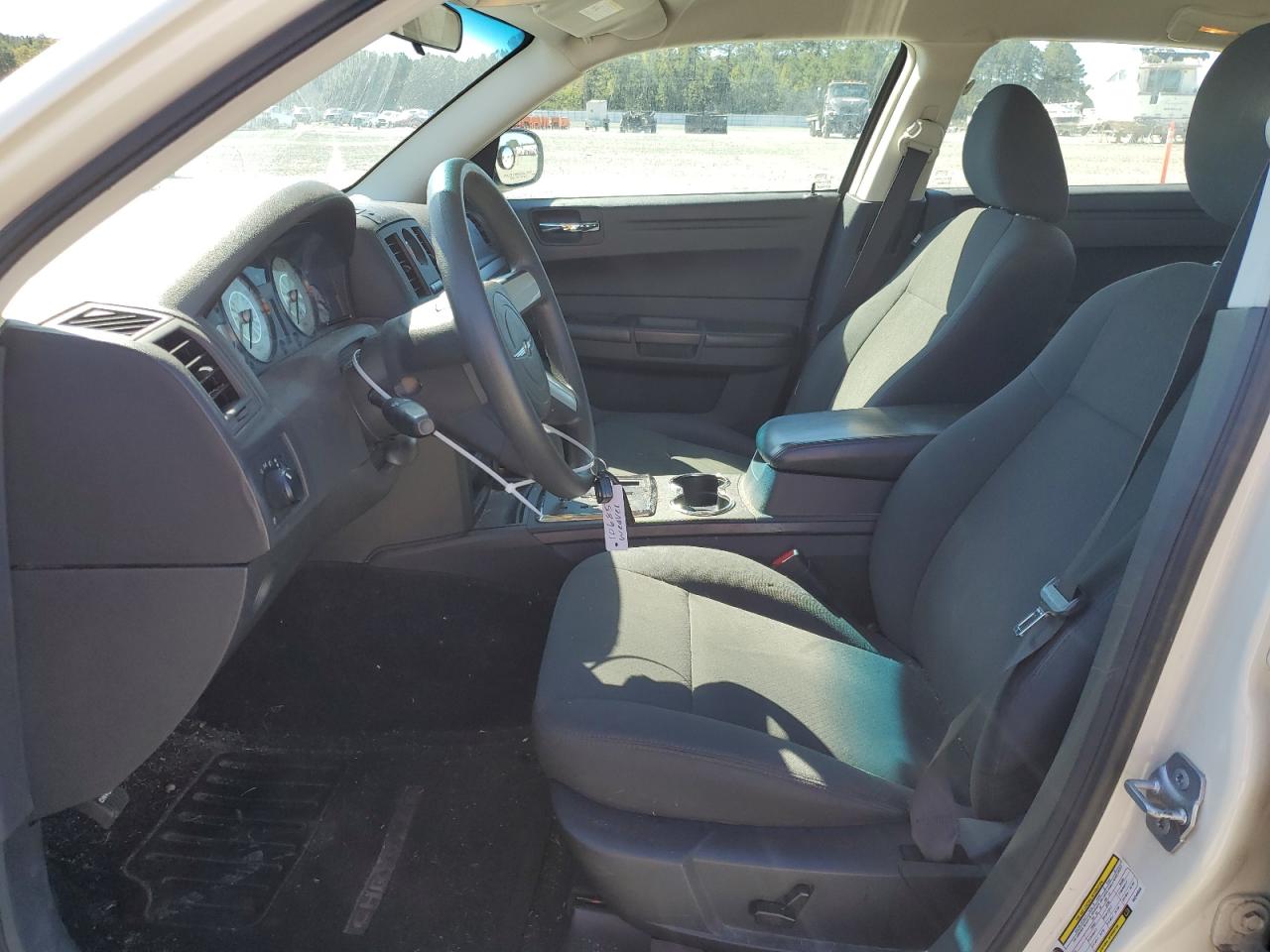 2008 Chrysler 300 Lx VIN: 2C3LA43R38H240649 Lot: 74504634