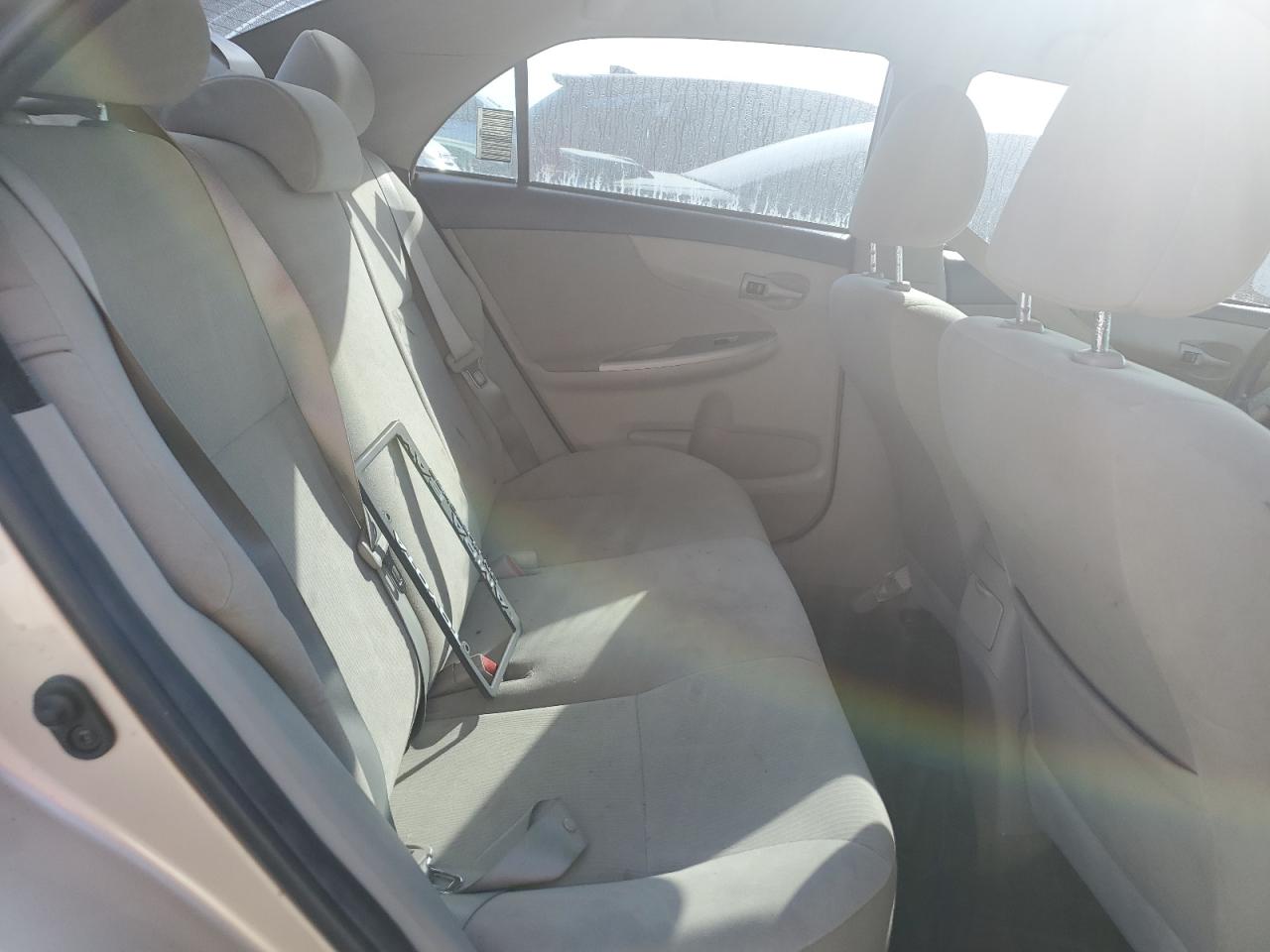 2012 Toyota Corolla - Image 10