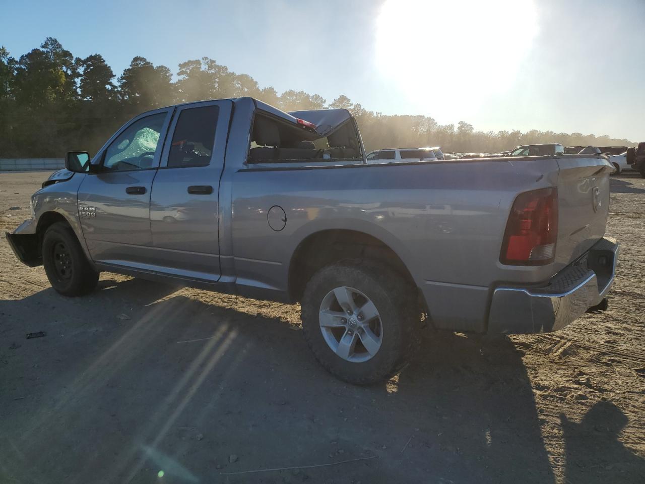 2020 RAM 1500 - Image 2