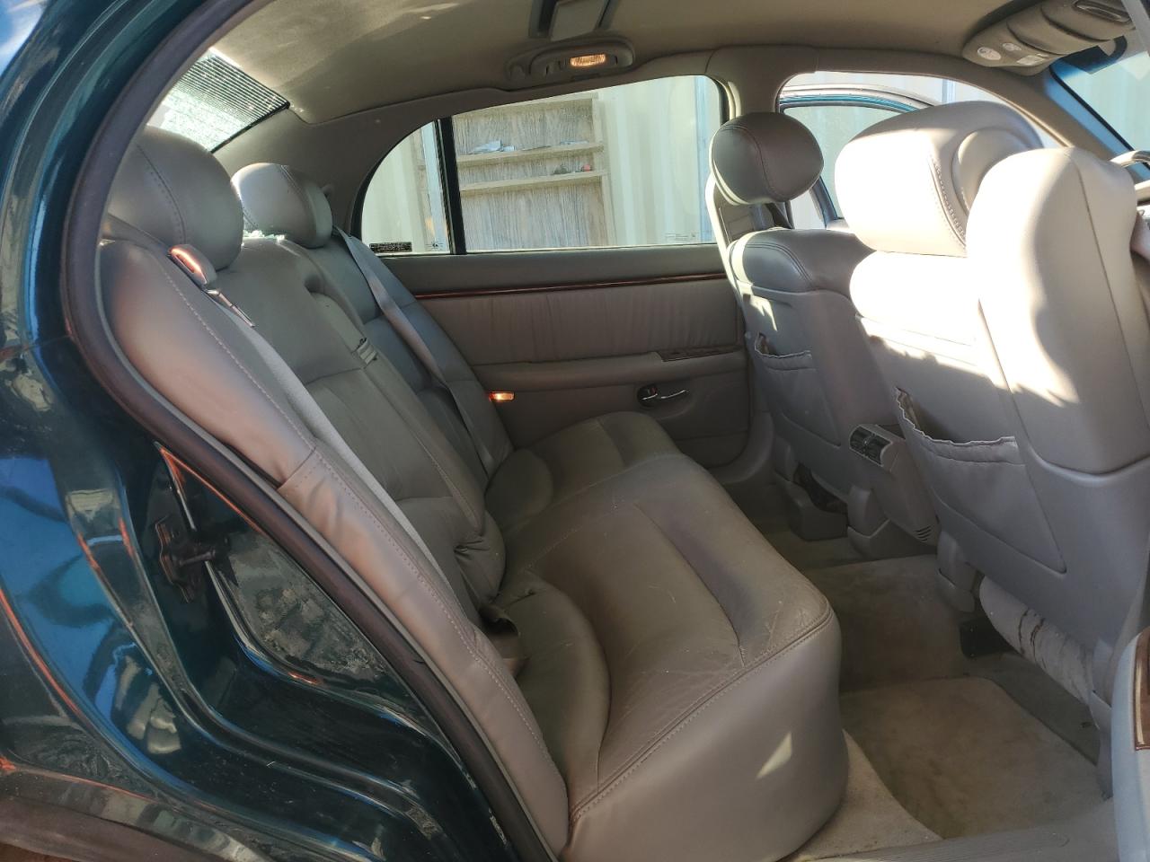 1999 Buick Park Avenue - Image 10