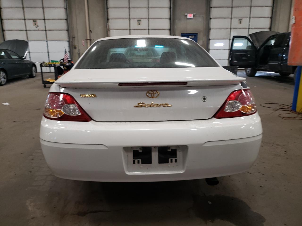 2002 Toyota Camry Solara Se VIN: 2T1CE22P82C015231 Lot: 76404404