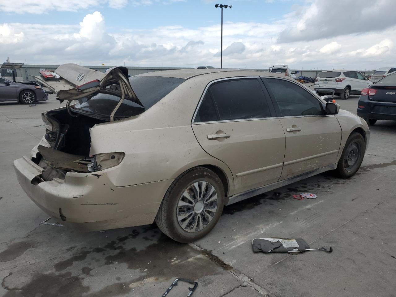 2005 Honda Accord - Image 3