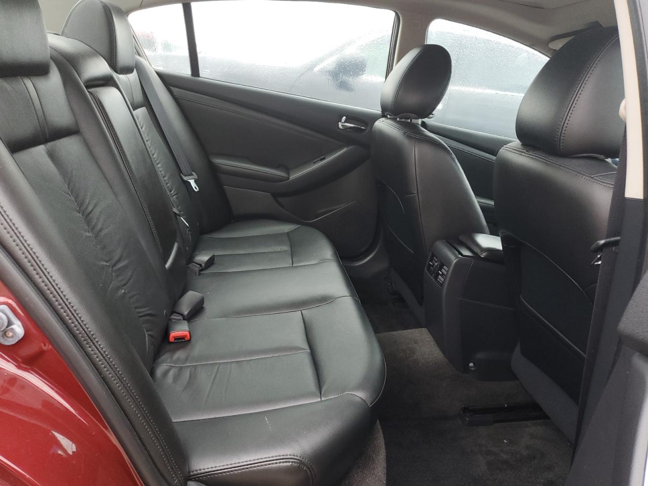 2012 Nissan Altima - Image 10
