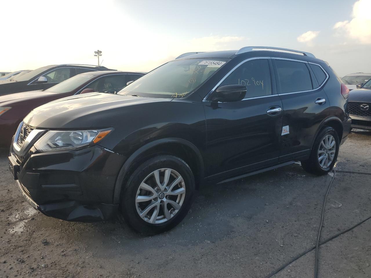 2018 Nissan Rogue - Image 1