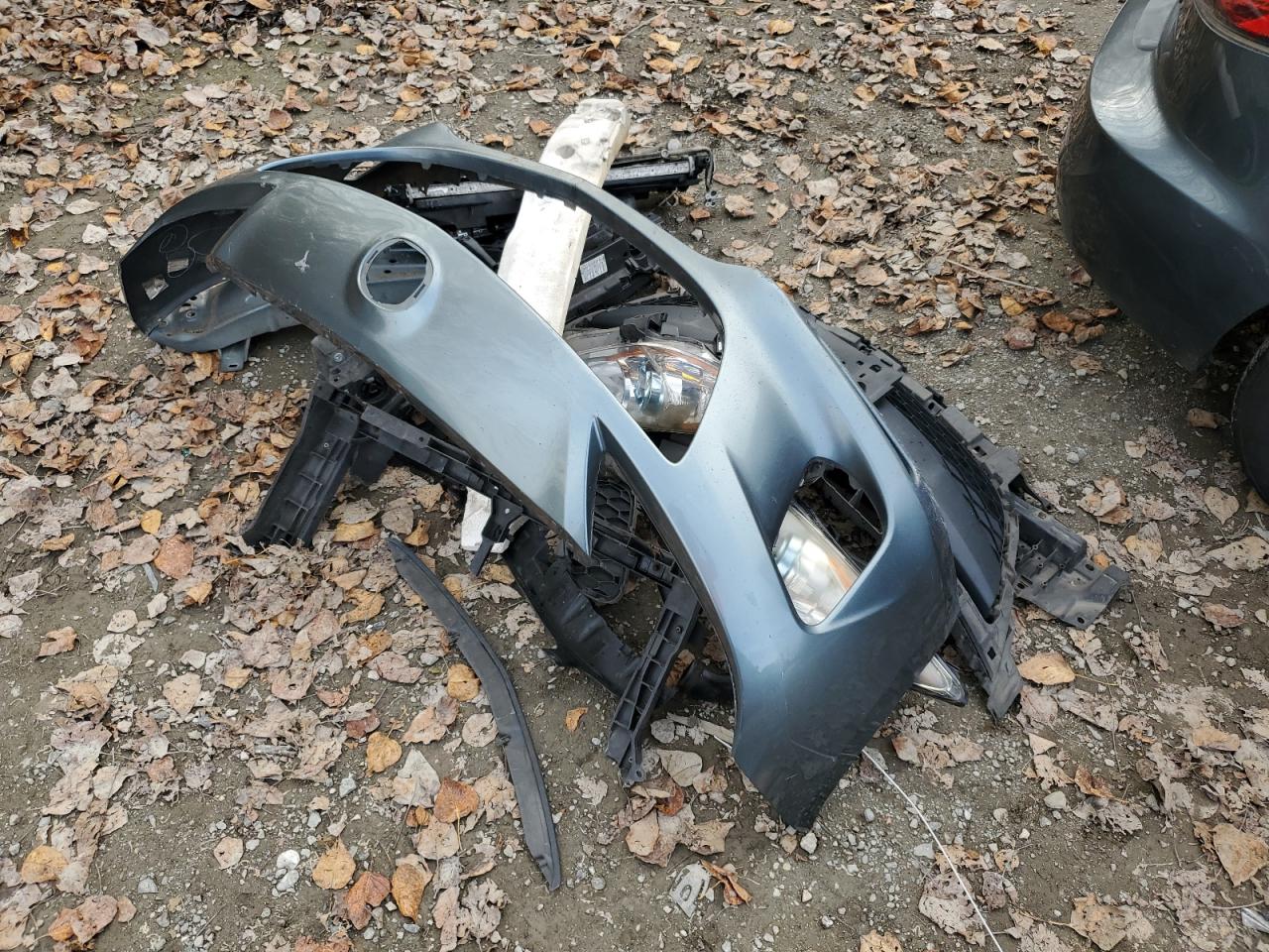 2013 Mazda 3 - Image 12