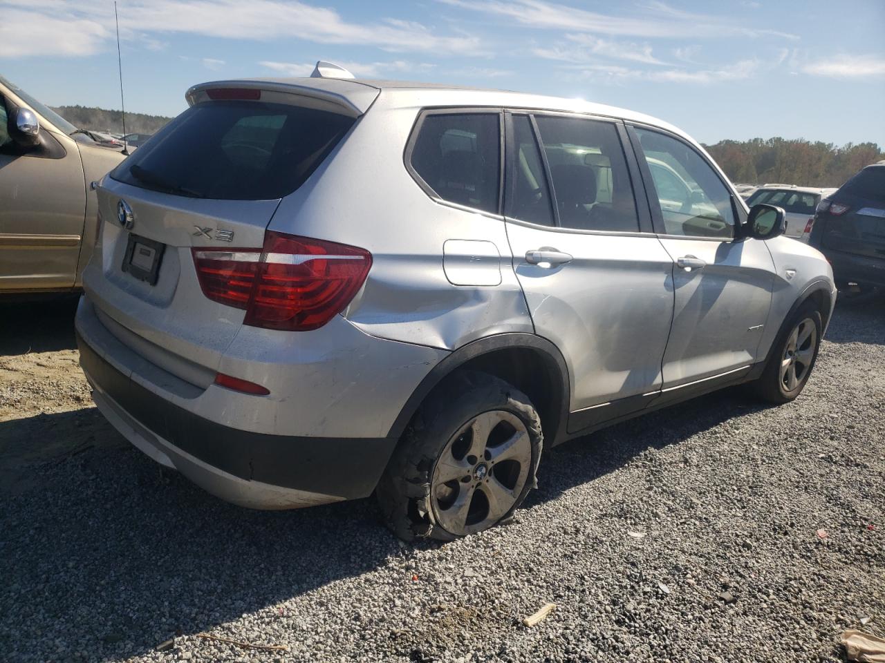 2011 BMW X3 - Image 3