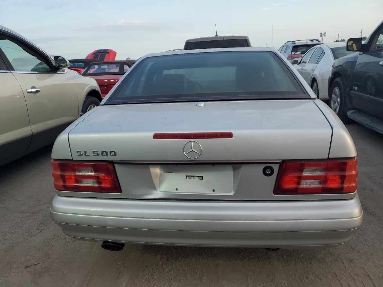 2000 Mercedes-Benz Sl 500 VIN: WDBFA68F5YF193661 Lot: 76386784