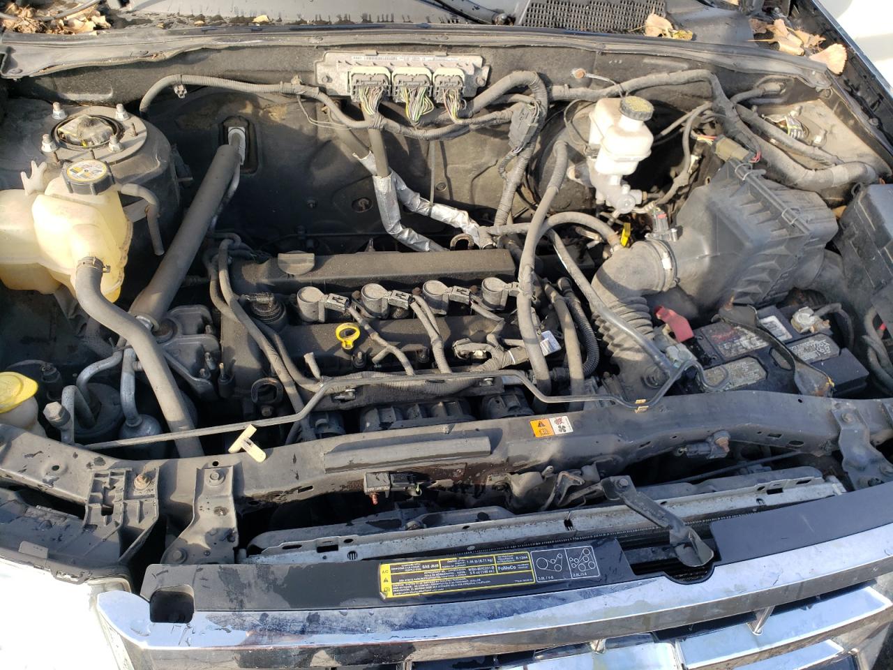 2010 Ford Escape - Image 12