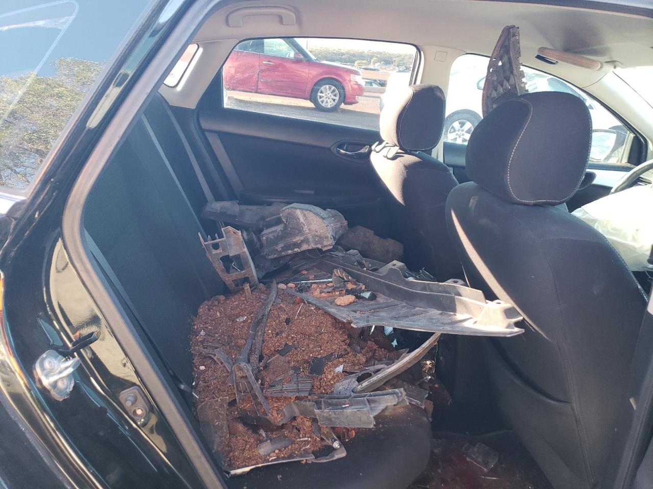 2019 Nissan Sentra - Image 10