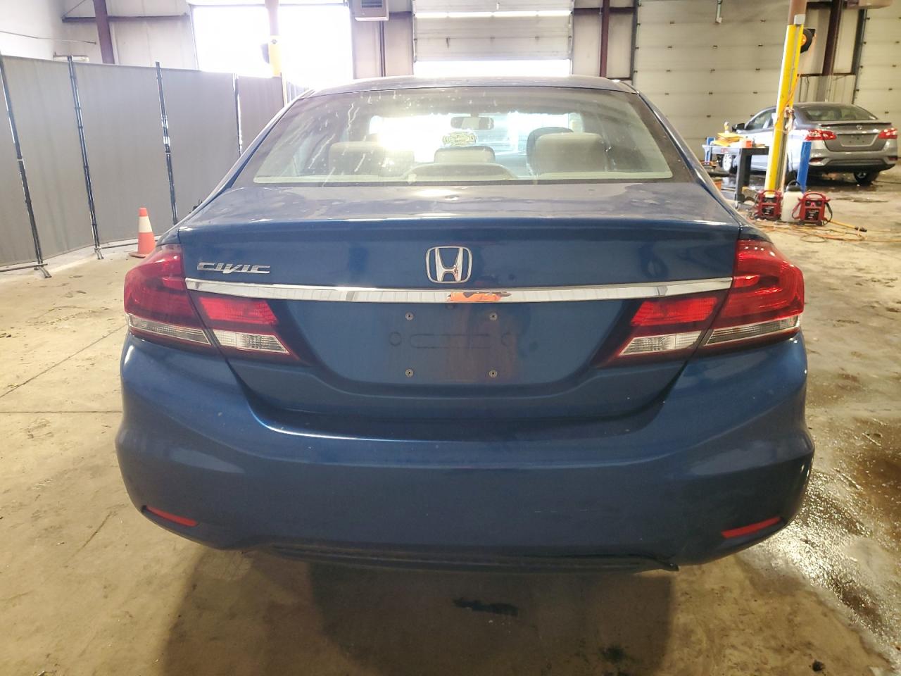 2013 Honda Civic Lx VIN: 2HGFB2F52DH525065 Lot: 74787474