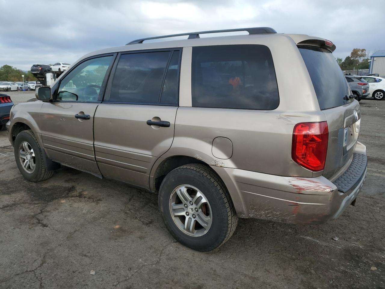 2004 Honda Pilot - Image 2