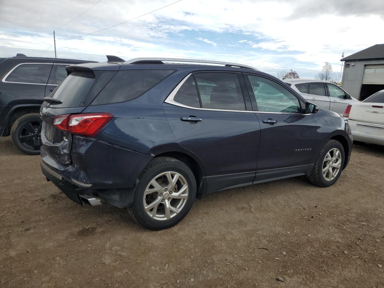 VIN 3GNAXLEXXKL273225 2019 CHEVROLET EQUINOX no.3