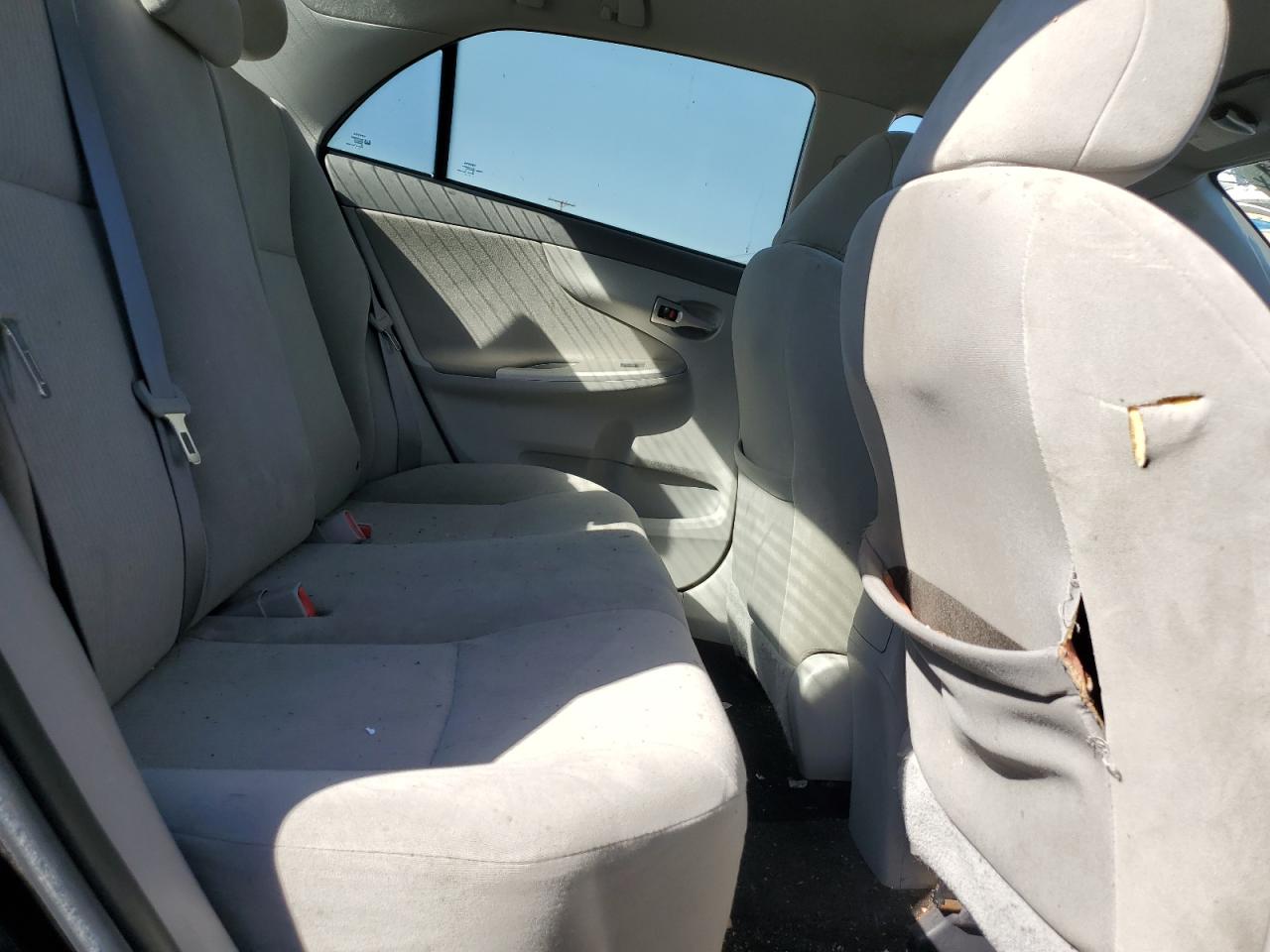 2010 Toyota Corolla Base VIN: 1NXBU4EE6AZ238241 Lot: 75335344