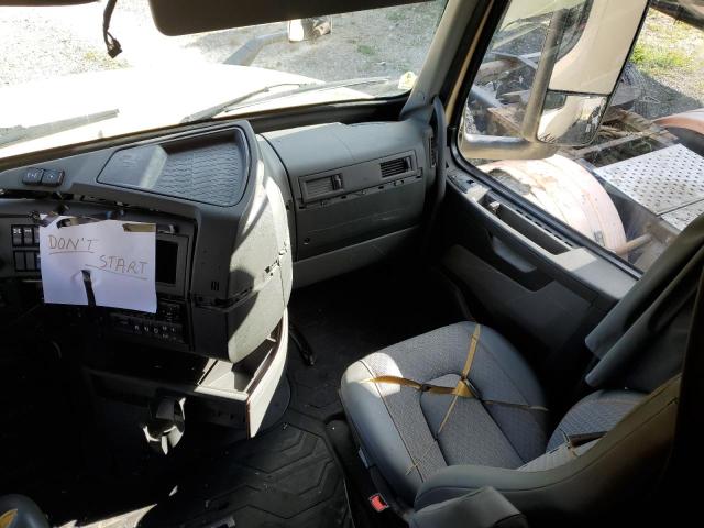 2019 VOLVO VN VNL