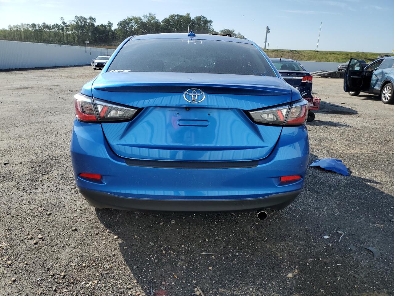 2019 Toyota Yaris L VIN: 3MYDLBYV7KY527905 Lot: 73745764