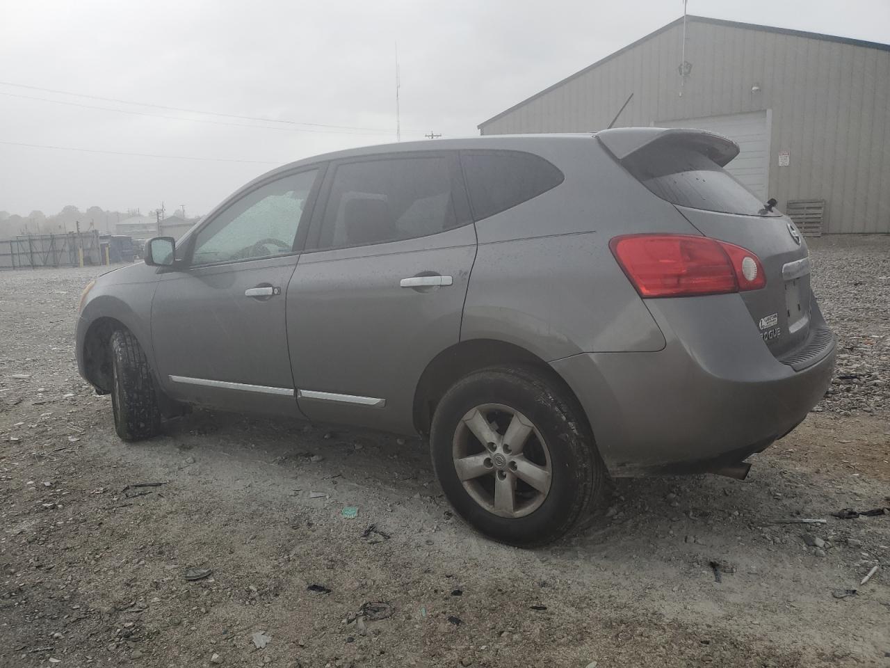 2013 Nissan Rogue - Image 2