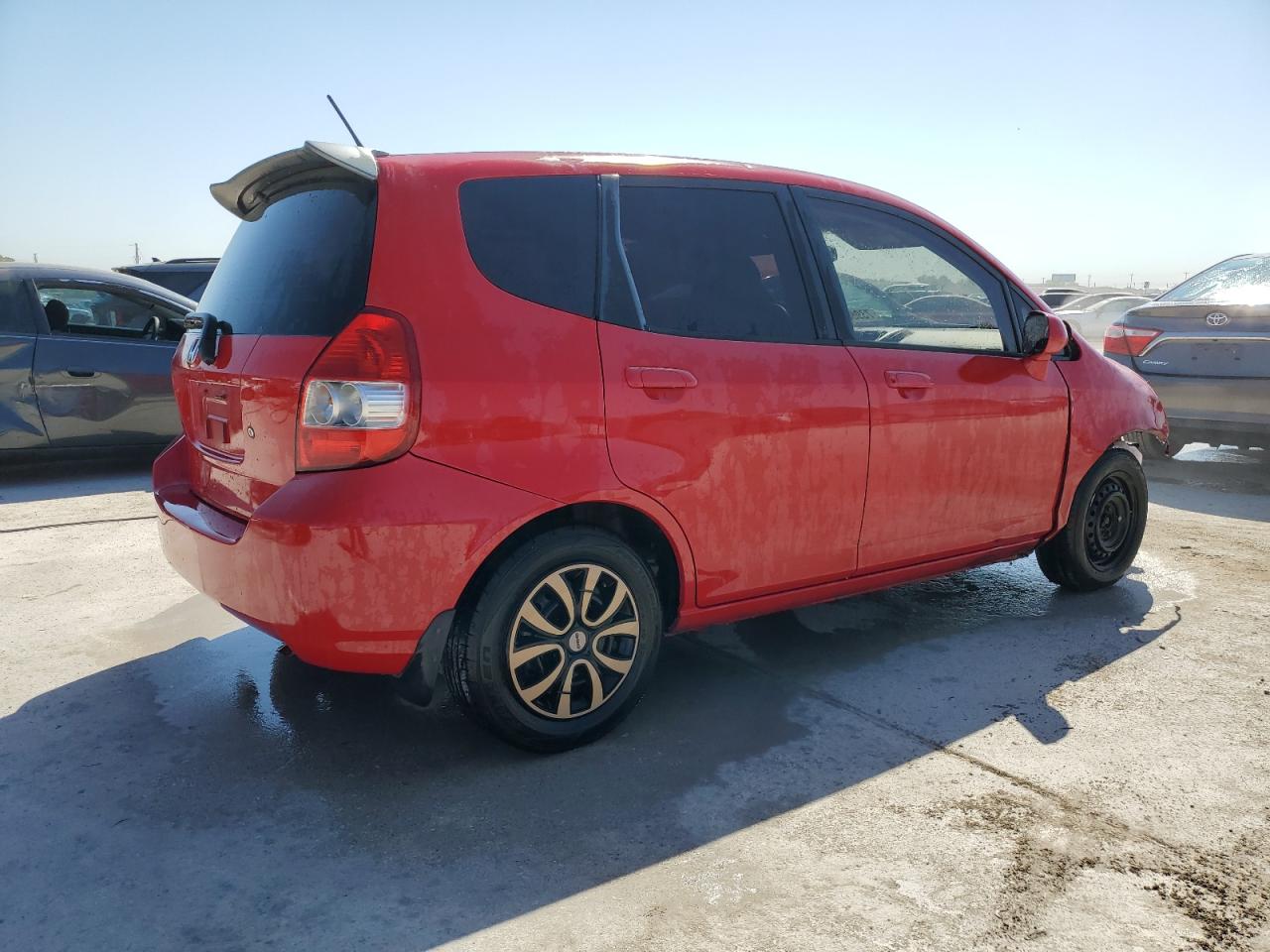 2007 Honda Fit - Image 3
