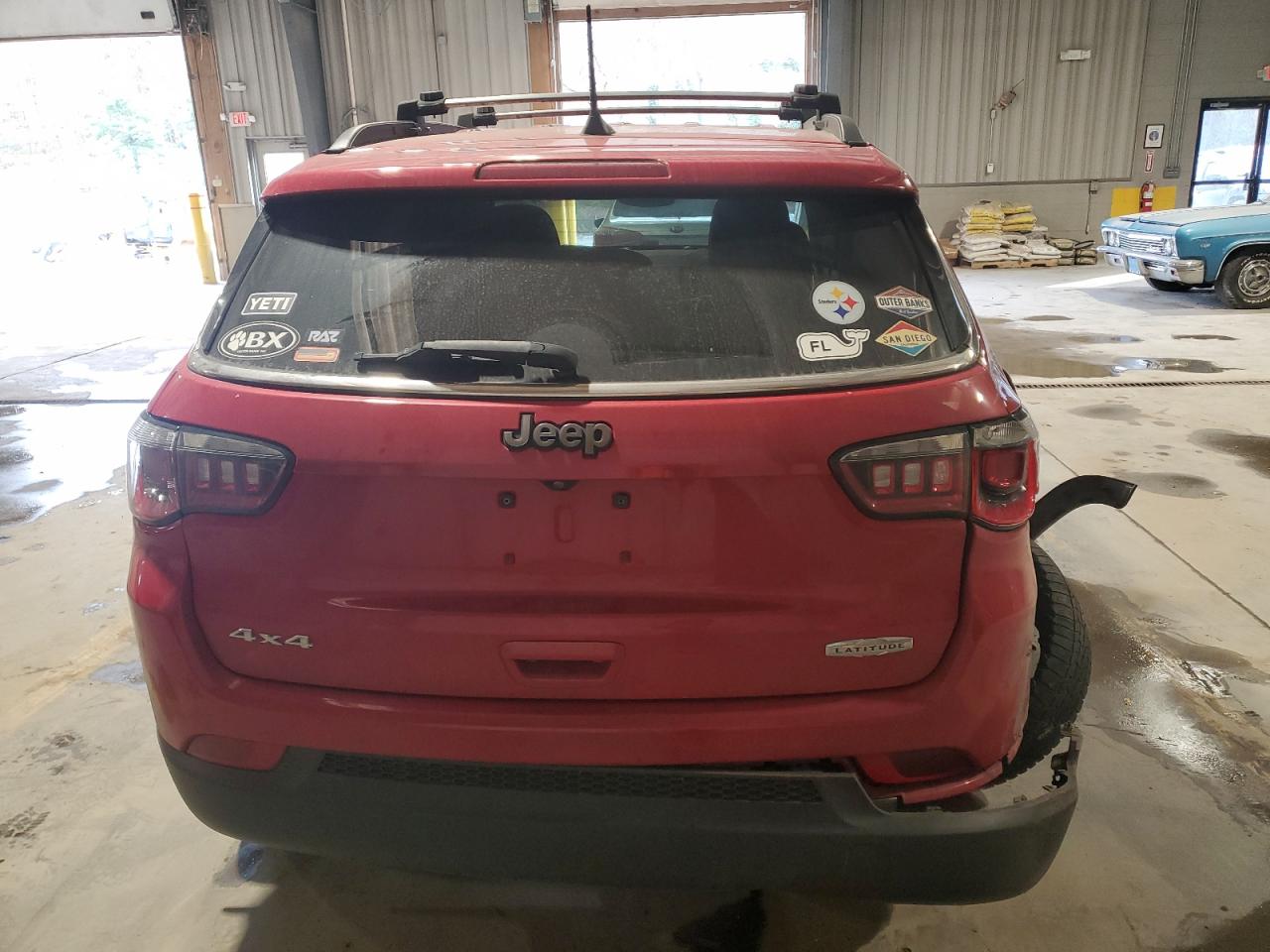 2018 Jeep Compass - Image 6