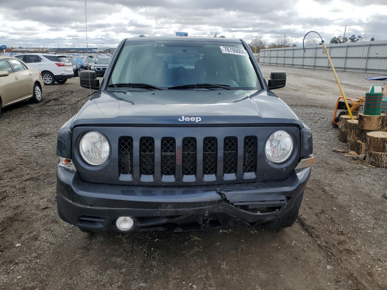 VIN 1C4NJRFB1ED718737 2014 JEEP PATRIOT no.5