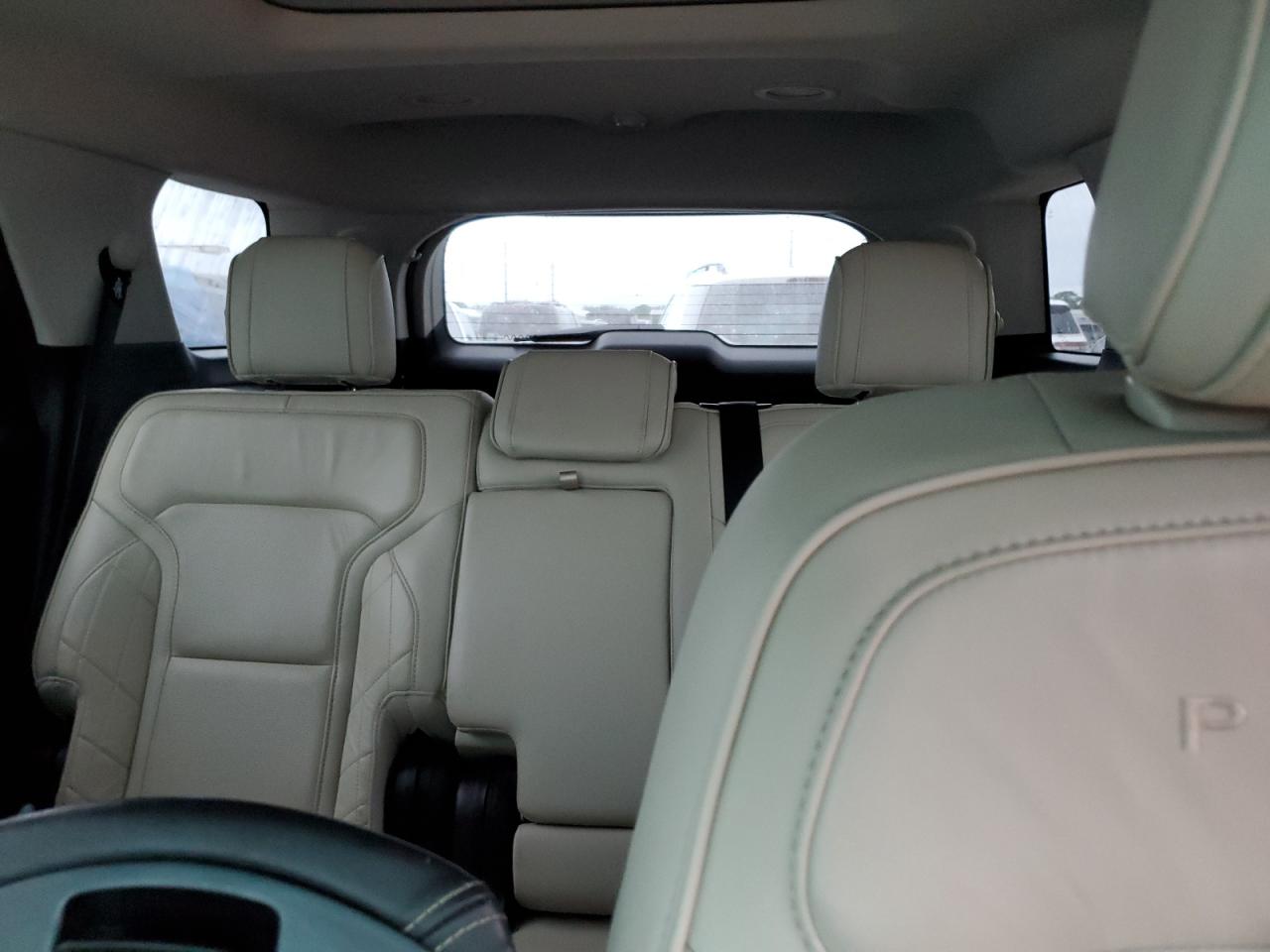 2016 Ford Explorer Platinum VIN: 1FM5K8HT1GGB78123 Lot: 74285264