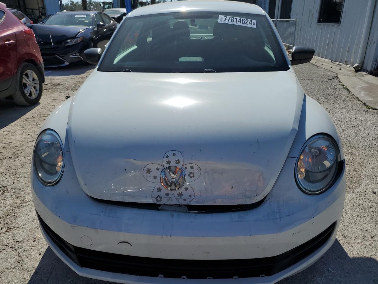 2016 Volkswagen Beetle - Image 5