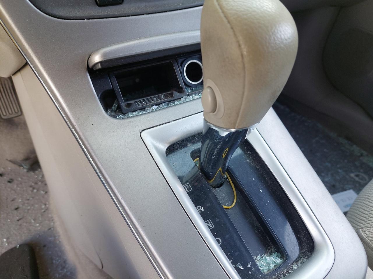 MNTBC2C95E6002961 - 2014 Nissan Tiida - #76213524