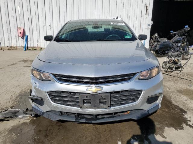  CHEVROLET MALIBU 2018 Srebrny