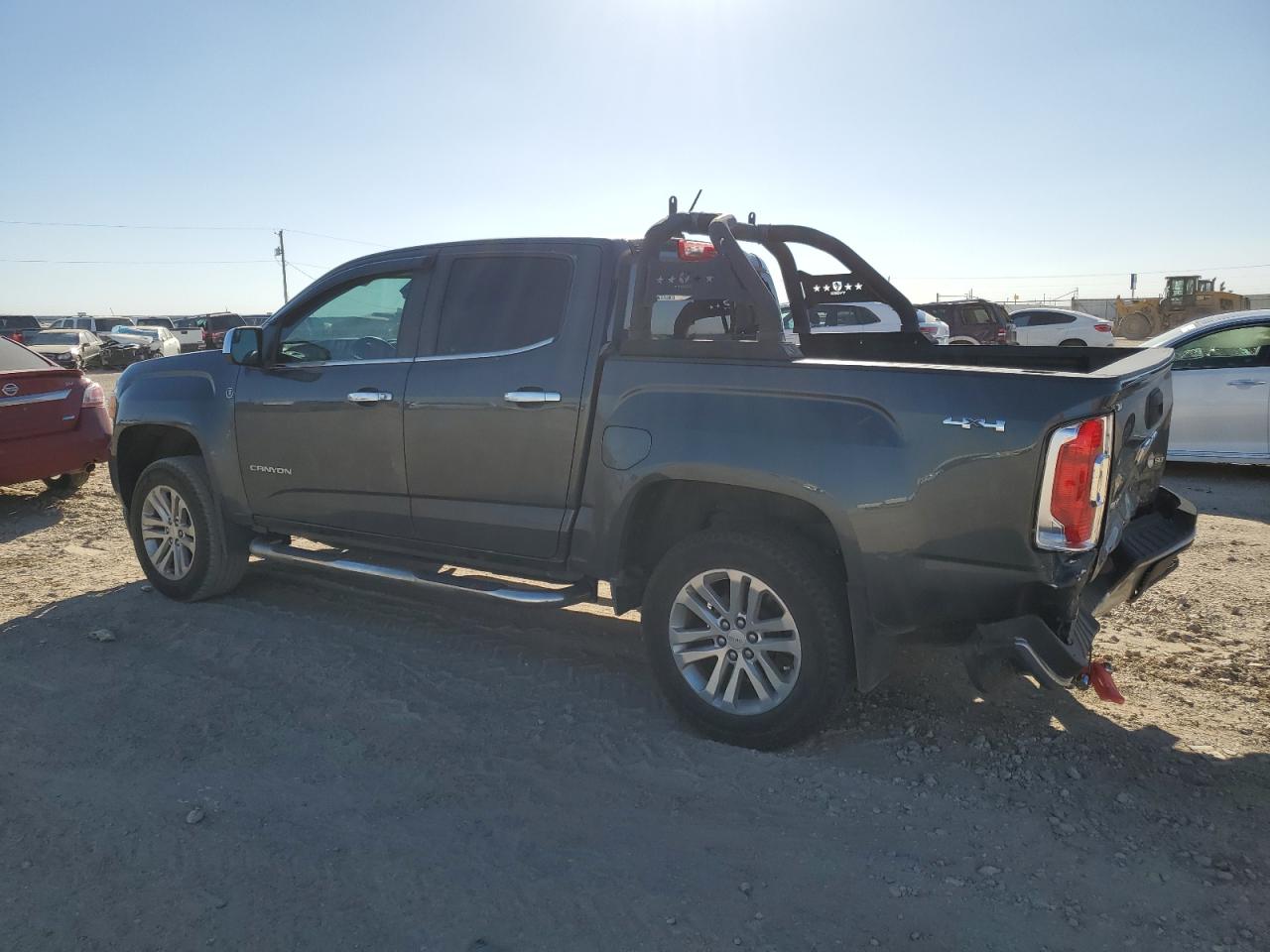 2017 GMC Canyon - Image 2
