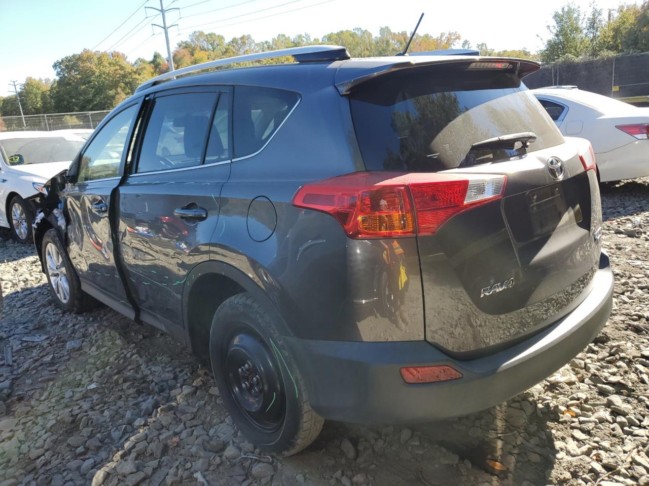 2013 Toyota RAV 4 - Image 2