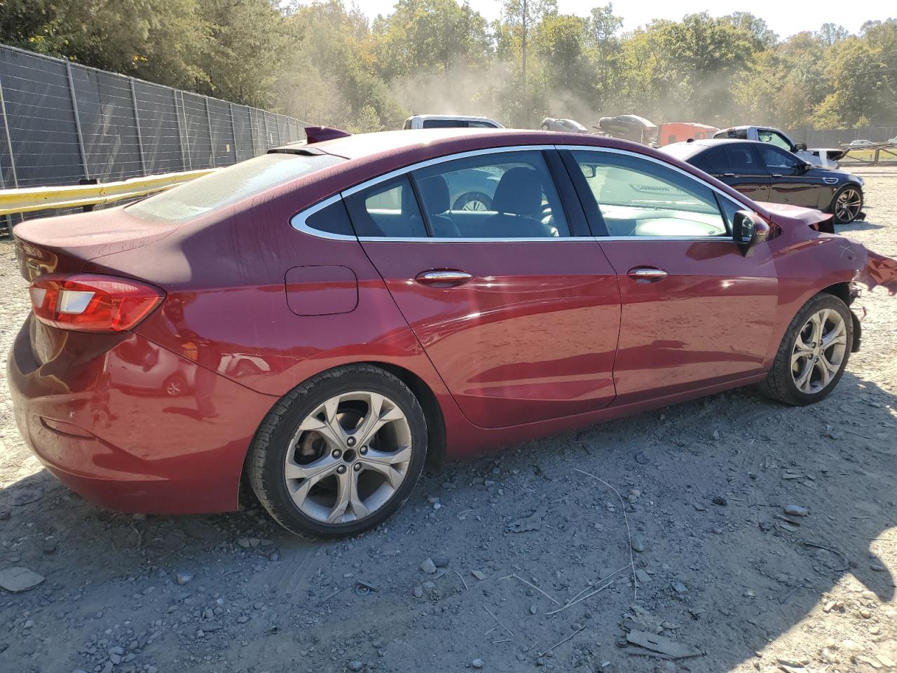 2018 Chevrolet Cruze Premier VIN: 1G1BF5SM2J7175632 Lot: 76382004