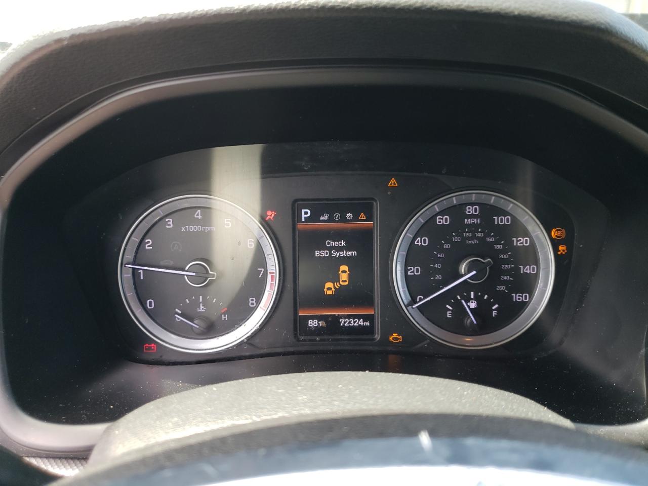 2018 Hyundai Sonata - Image 9
