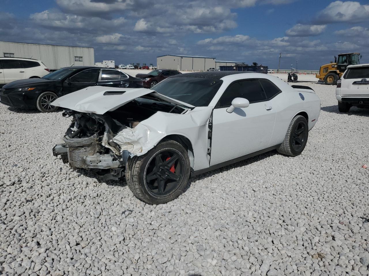 VIN 2C3CDZBT5JH154668 2018 DODGE CHALLENGER no.1