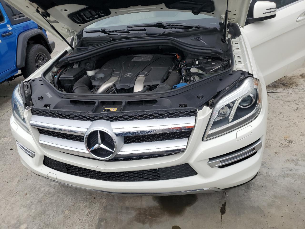 4JGDF7CE9DA187427 2013 Mercedes-Benz Gl 450 4Matic