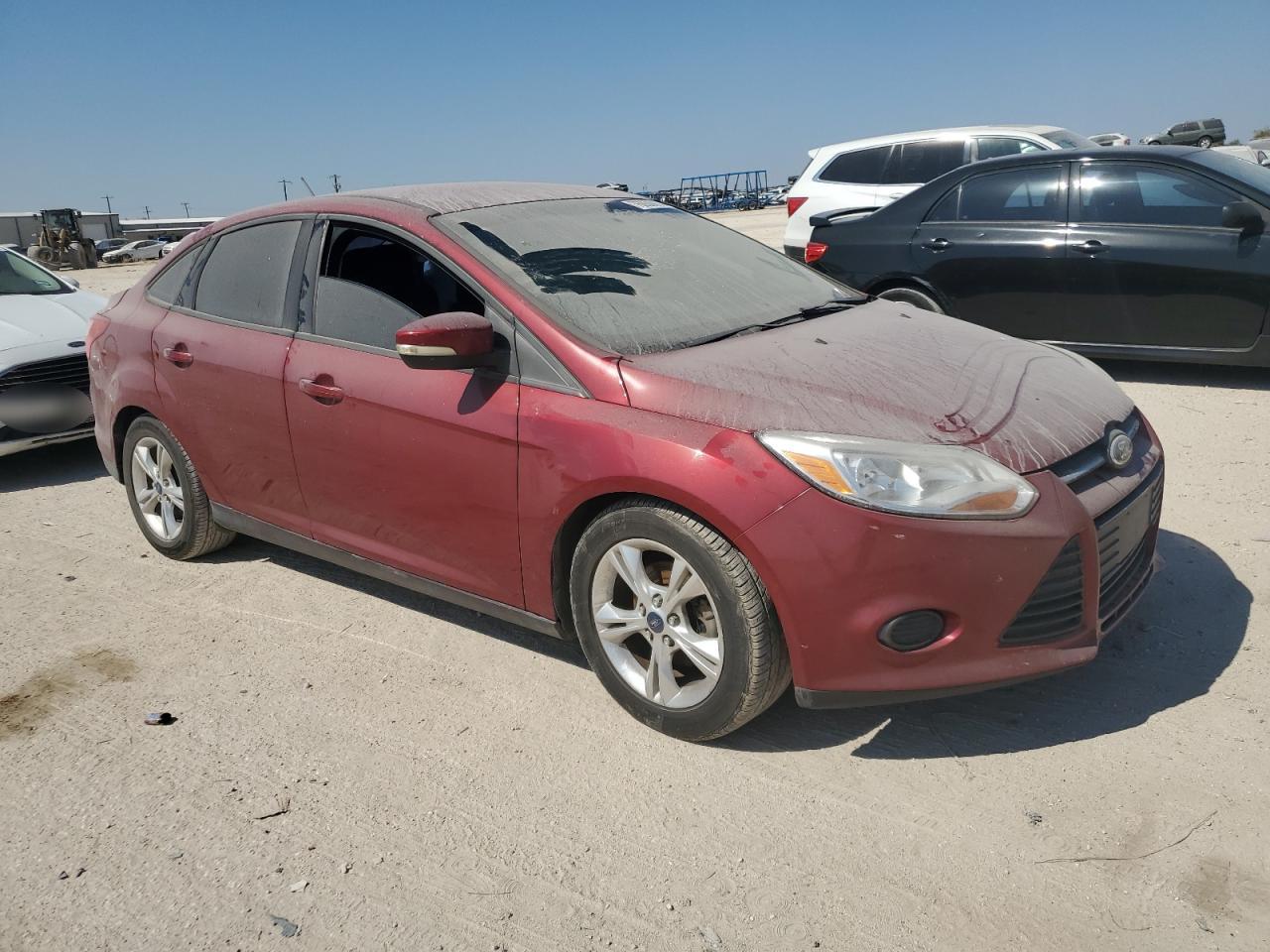 VIN 1FADP3F28EL177611 2014 FORD FOCUS no.4