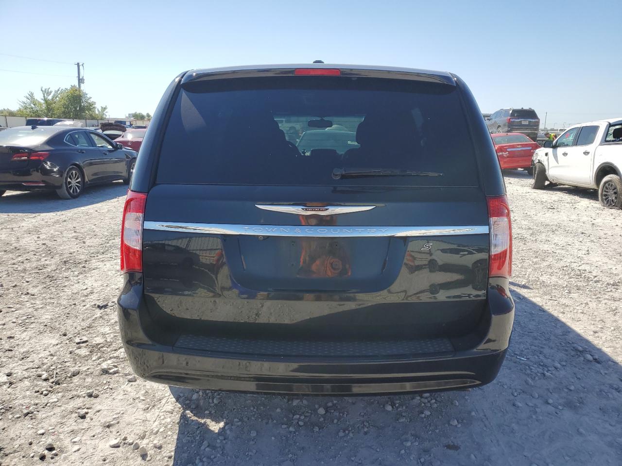 2C4RC1HG8FR554696 2015 Chrysler Town & Country S