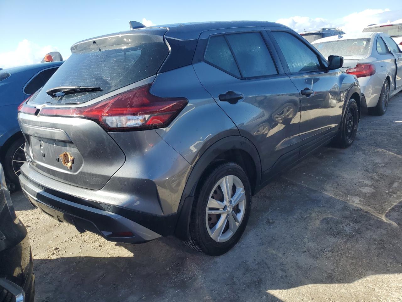 2021 Nissan Kicks - Image 3