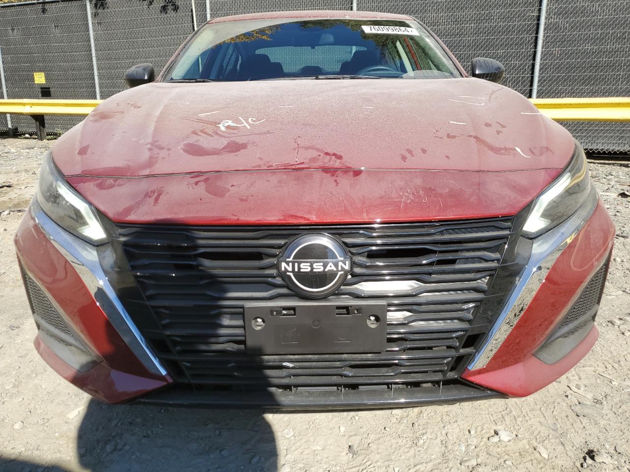 2024 Nissan Altima - Image 5