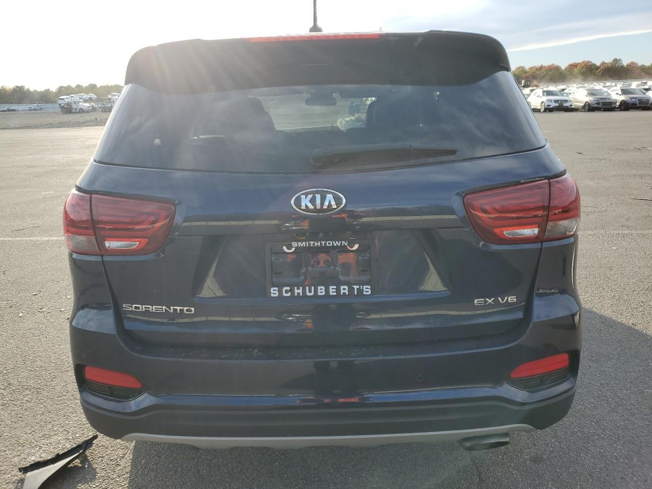 2020 Kia Sorento Ex VIN: 5XYPHDA5XLG696275 Lot: 76192854