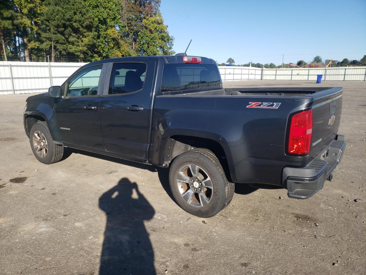 VIN 1GCGSCE3XF1202523 2015 CHEVROLET COLORADO no.2