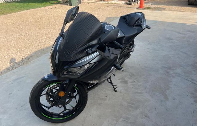 2017 Kawasaki Ex300 B