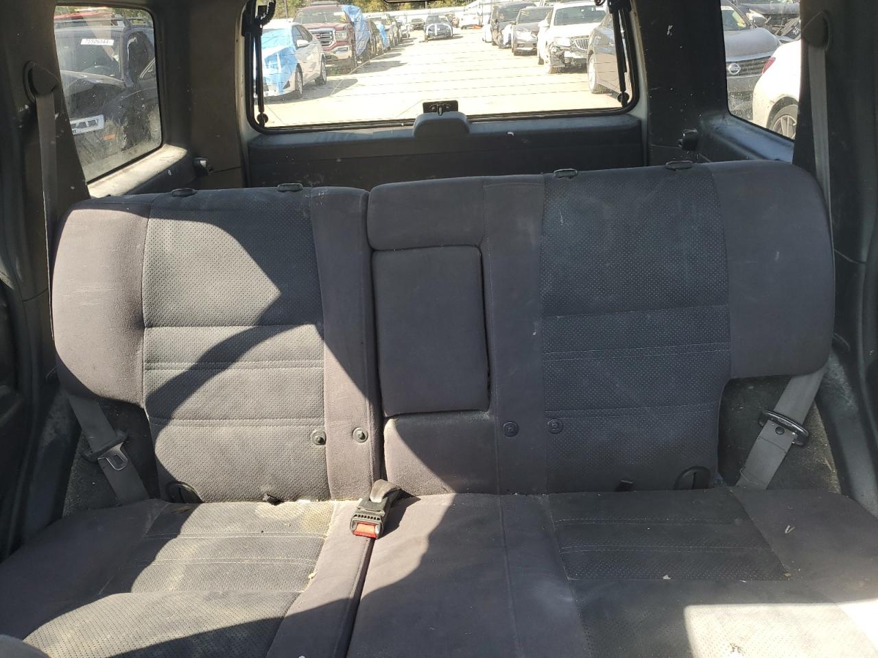 1999 Nissan Pathfinder - Image 10