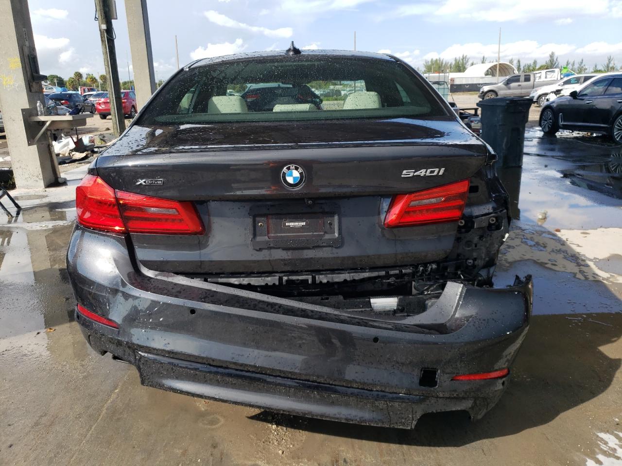 WBAJE7C58KG893158 2019 BMW 540 Xi