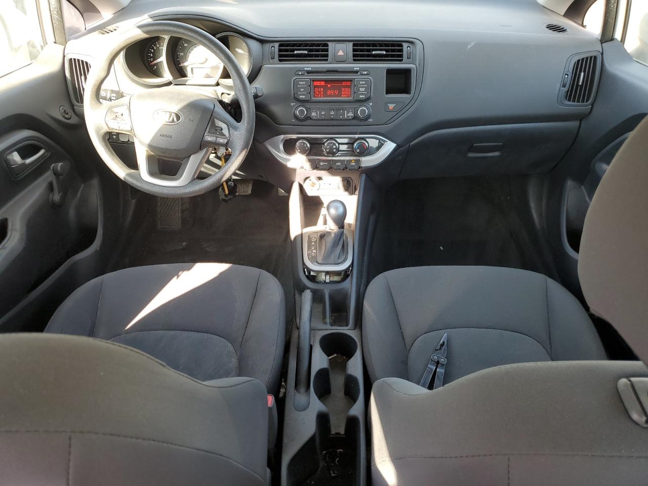 KNADM4A36F6428986 2015 Kia Rio Lx