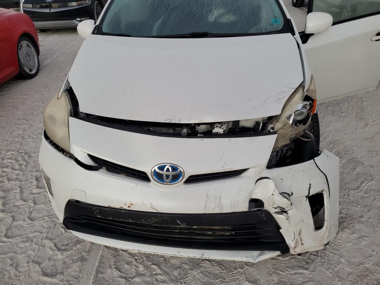 2014 Toyota Prius - Image 11