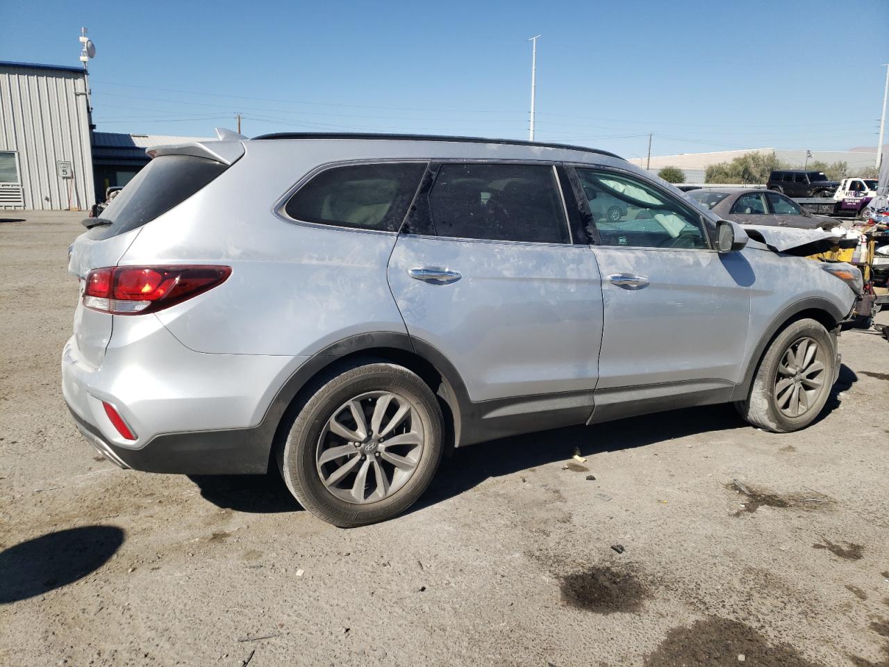 2017 Hyundai Santa Fe Se VIN: KM8SM4HF6HU173938 Lot: 77433614